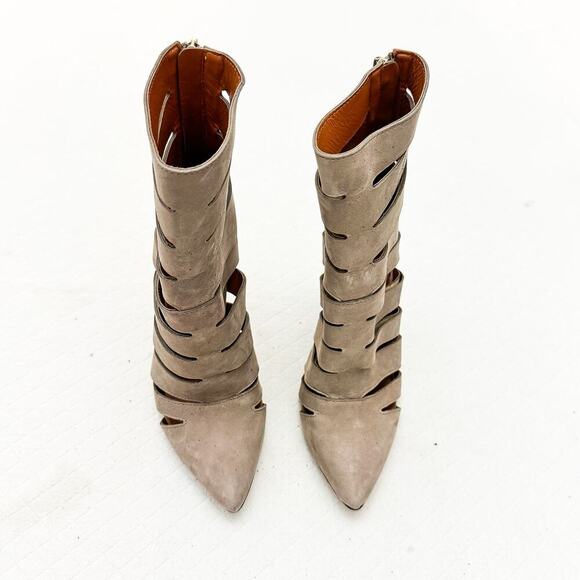 Rebecca Minkoff Derea Suede Sand Colored Heeled Booties Size 6 - Picture 1 of 6